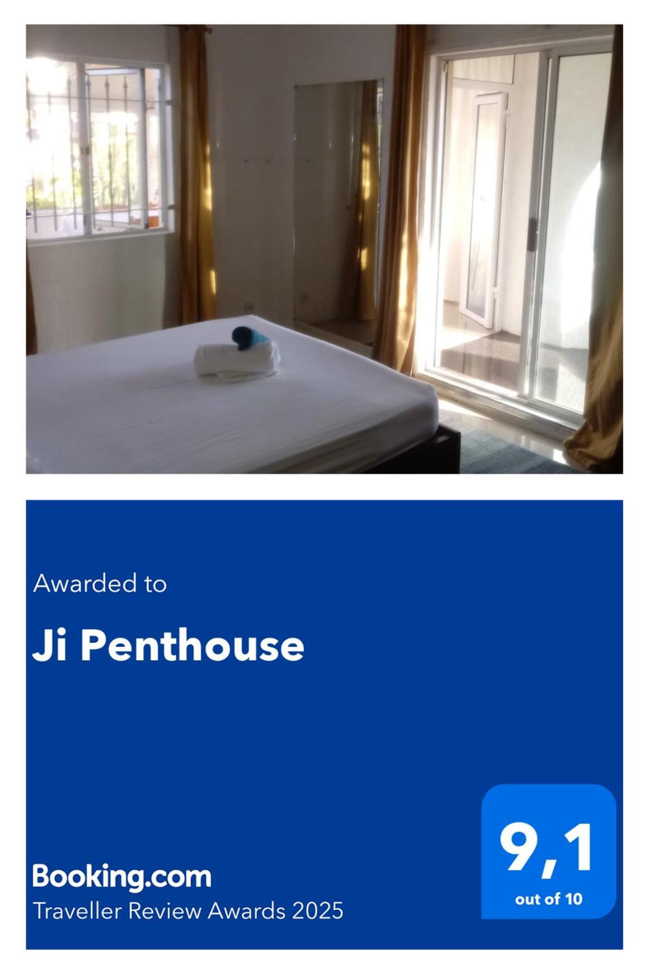 Ji Penthouse Διαμέρισμα Flic-en-Flacq Εξωτερικό φωτογραφία